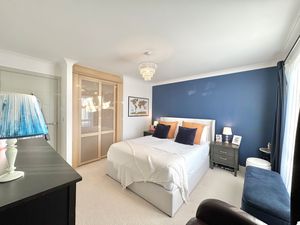 Photo 24- click for photo gallery